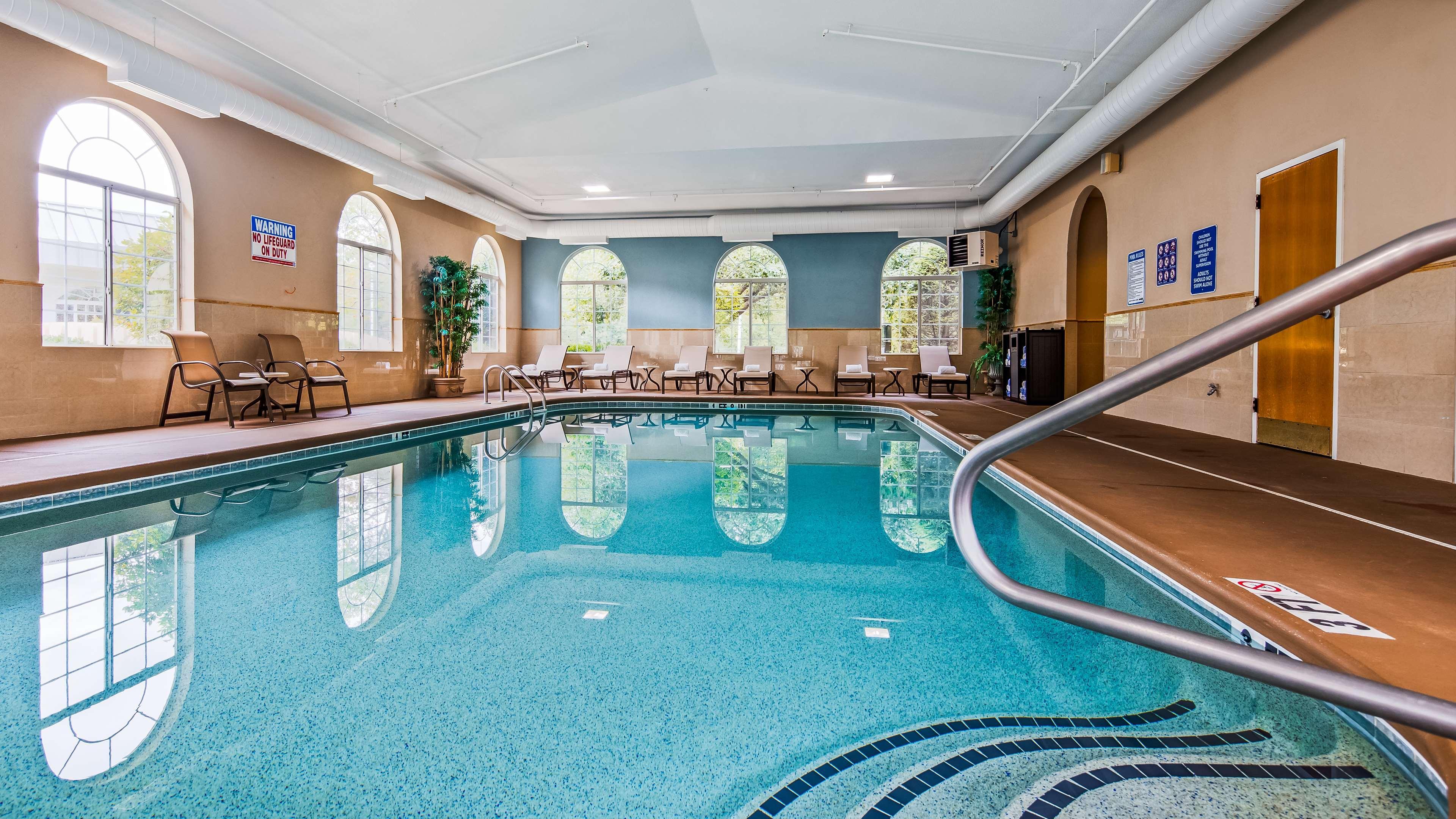 Best Western Plus River Escape Sylva / Диллсборо Экстерьер фото